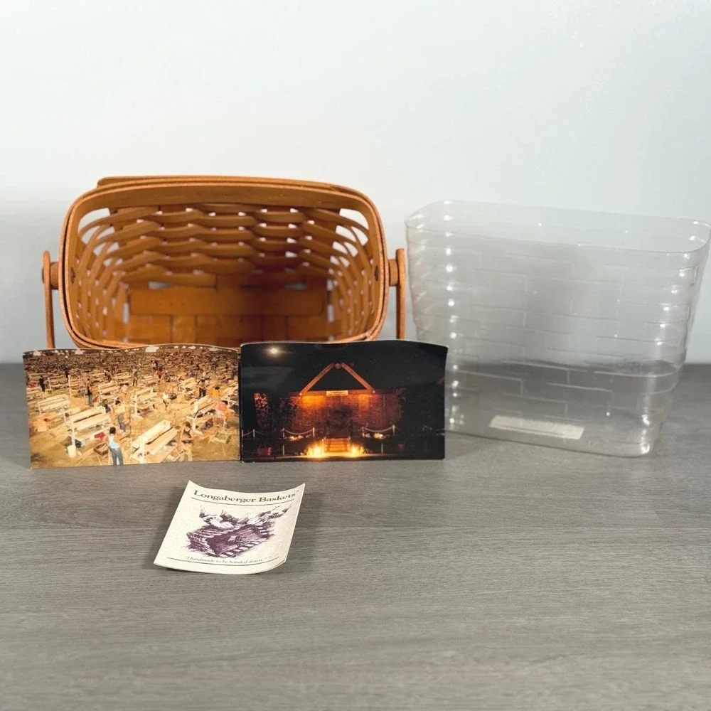 Longaberger 1995 Edition Dresden Basket Handwoven Wood with Liner and Handle